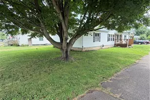 310 Poplar St, Newcomerstown, OH 43832 - Photo 22