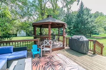 104 Charter Drive, Northfield Center, OH 44067 - Photo 8
