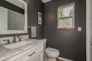 104 Charter Dr, Northfield Center, OH 44067 - Photo 24