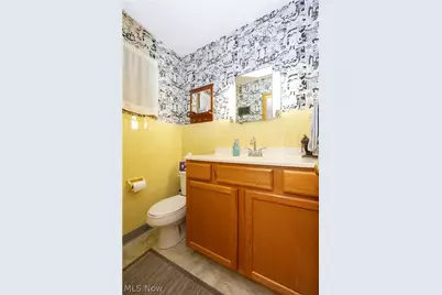 530 E Paradise Street, Orrville, OH 44667 - Photo 22