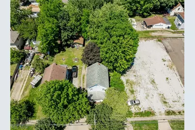 1223 W Wilbeth Road, Akron, OH 44314 - Photo 8
