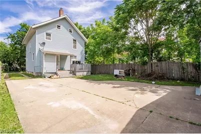 1214 W Wilbeth Road, Akron, OH 44314 - Photo 8