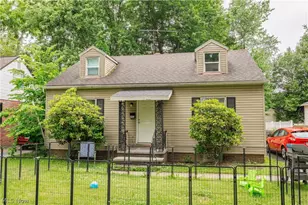 892 Hayden Ave, Akron, OH 44320 - Photo 2