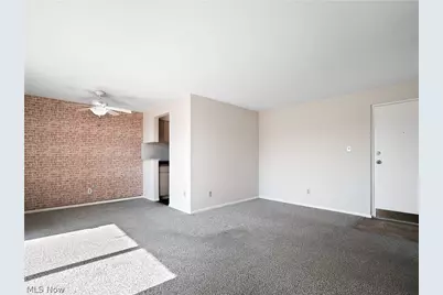 1480 Warren Road #302, Oakwood, OH 44107 - Photo 12