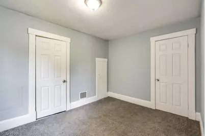 327 Schrock Place SW, Massillon, OH 44647 - Photo 24