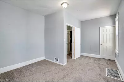 327 Schrock Place SW, Massillon, OH 44647 - Photo 18