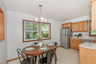 63 Shawondassee Dr, Timberlake, OH 44095 - Photo 8