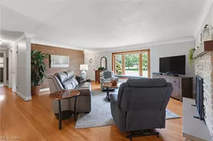 855 Nemet Dr, Green Hills, OH 44131 - Photo 4
