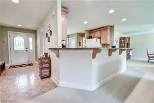 128 Stacey Ct, Madison, OH 44057 - Photo 6
