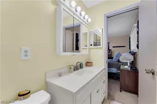 8276 Marianna Blvd, Grandview Heights, OH 44147 - Photo 22