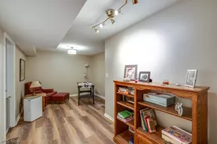 849 Pine Cone Oval, Sagamore Hills, OH 44067 - Photo 34