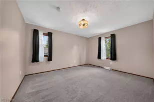 90 Meadowridge Dr, Geneva, OH 44041 - Photo 16