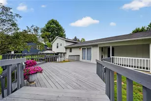 90 Meadowridge Dr, Geneva, OH 44041 - Photo 32