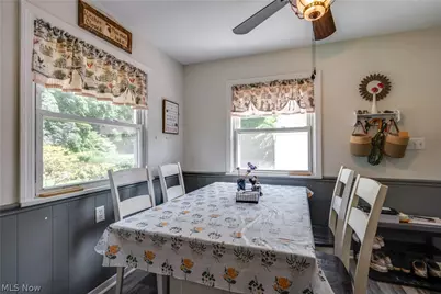 251 9th Street NE, Barberton, OH 44203 - Photo 8