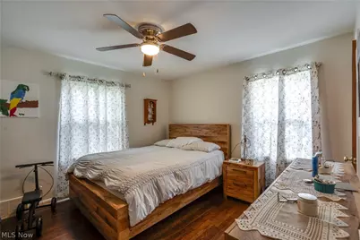 251 9th Street NE, Barberton, OH 44203 - Photo 12