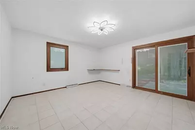 3064 Townsend Street NW, Uniontown, OH 44685 - Photo 18