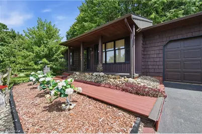 3064 Townsend Street NW, Uniontown, OH 44685 - Photo 46