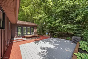 3064 Townsend St NW, Uniontown, OH 44685 - Photo 4