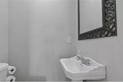 875 Hereford Drive, Akron, OH 44303 - Photo 24