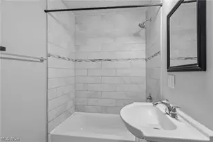 875 Hereford Dr, Akron, OH 44303 - Photo 28
