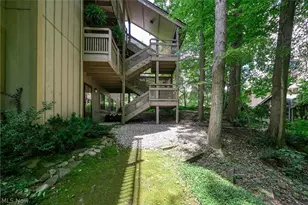 654 Meredith Ln, Cuyahoga Falls, OH 44223 - Photo 38
