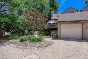 654 Meredith Ln, Cuyahoga Falls, OH 44223 - Photo 32