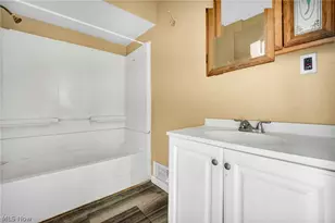 8802 Denison Ave, Loveland, OH 44102 - Photo 44