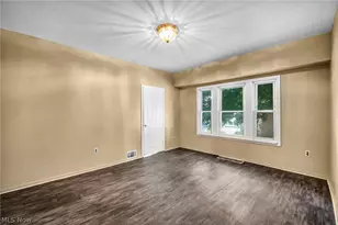 8802 Denison Ave, Loveland, OH 44102 - Photo 36