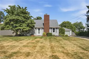 214 Grandview Ave NW, Canton, OH 44708 - Photo 2
