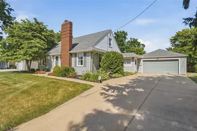 214 Grandview Avenue NW, Canton, OH 44708 - Photo 4