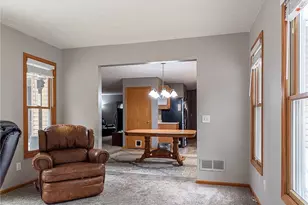 11314 Radburne Ave NW, Uniontown, OH 44685 - Photo 12