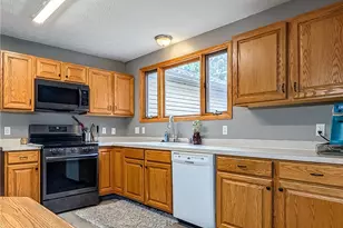 11314 Radburne Ave NW, Uniontown, OH 44685 - Photo 8