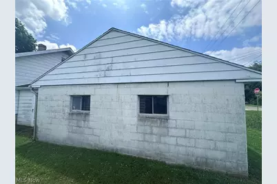 490 Oxford Avenue, Newcomerstown, OH 43832 - Photo 6