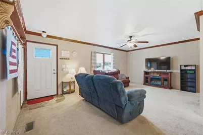 1023 Overlook Drive SW, Canton, OH 44706 - Photo 8