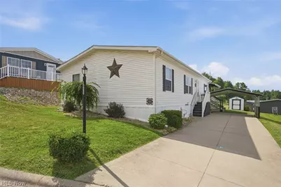 1023 Overlook Drive SW, Canton, OH 44706 - Photo 2