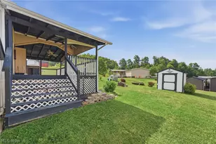 1023 Overlook Dr SW, Canton, OH 44706 - Photo 4