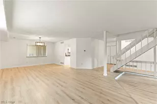 1028 Hampton Ridge Dr, Akron, OH 44313 - Photo 6