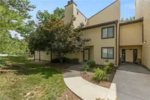 1028 Hampton Ridge Dr, Akron, OH 44313 - Photo 1