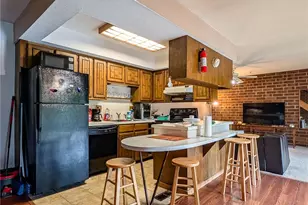 2069 Penguin Ave, Akron, OH 44319 - Photo 8