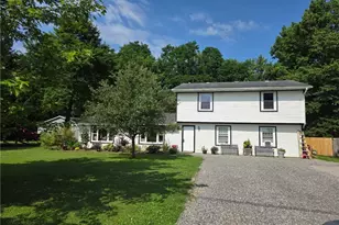 12775 Vincent Dr, Mantua, OH 44255 - Photo 2