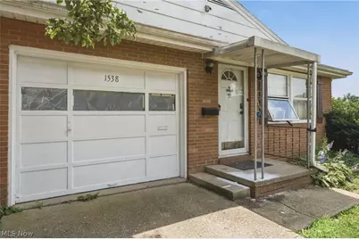 1538 Cottage Place NW, Canton, OH 44703 - Photo 4