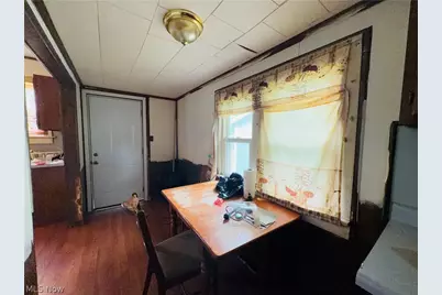 830 Larzelere Avenue, Zanesville, OH 43701 - Photo 14