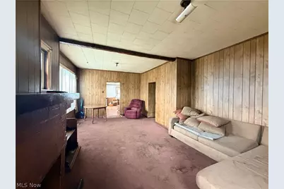 830 Larzelere Avenue, Zanesville, OH 43701 - Photo 8
