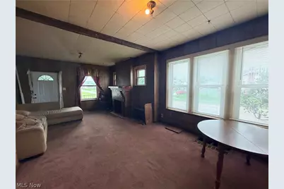 830 Larzelere Avenue, Zanesville, OH 43701 - Photo 10