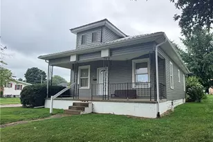 830 Larzelere Ave, Zanesville, OH 43701 - Photo 2