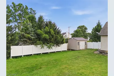 5852 Sky Ridge Avenue NE, Louisville, OH 44641 - Photo 42