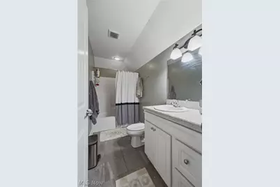 5852 Sky Ridge Avenue NE, Louisville, OH 44641 - Photo 32
