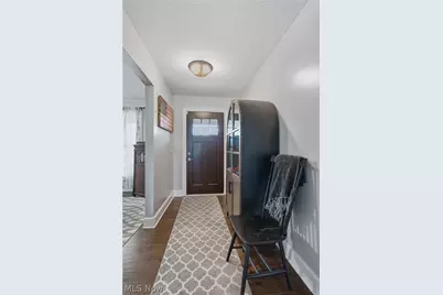 5852 Sky Ridge Avenue NE, Louisville, OH 44641 - Photo 6