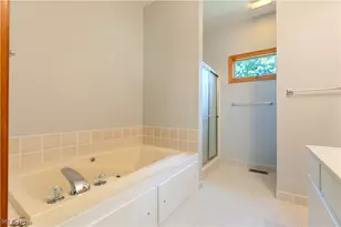 4524 Leawood Dr NE, Canton, OH 44714 - Photo 26