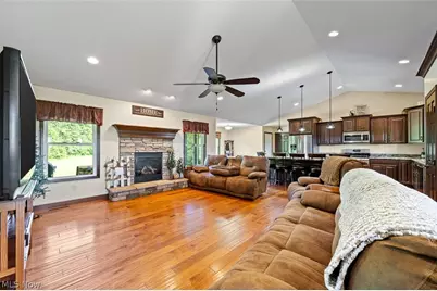 3788 Deerfield Avenue NW, North Lawrence, OH 44666 - Photo 8